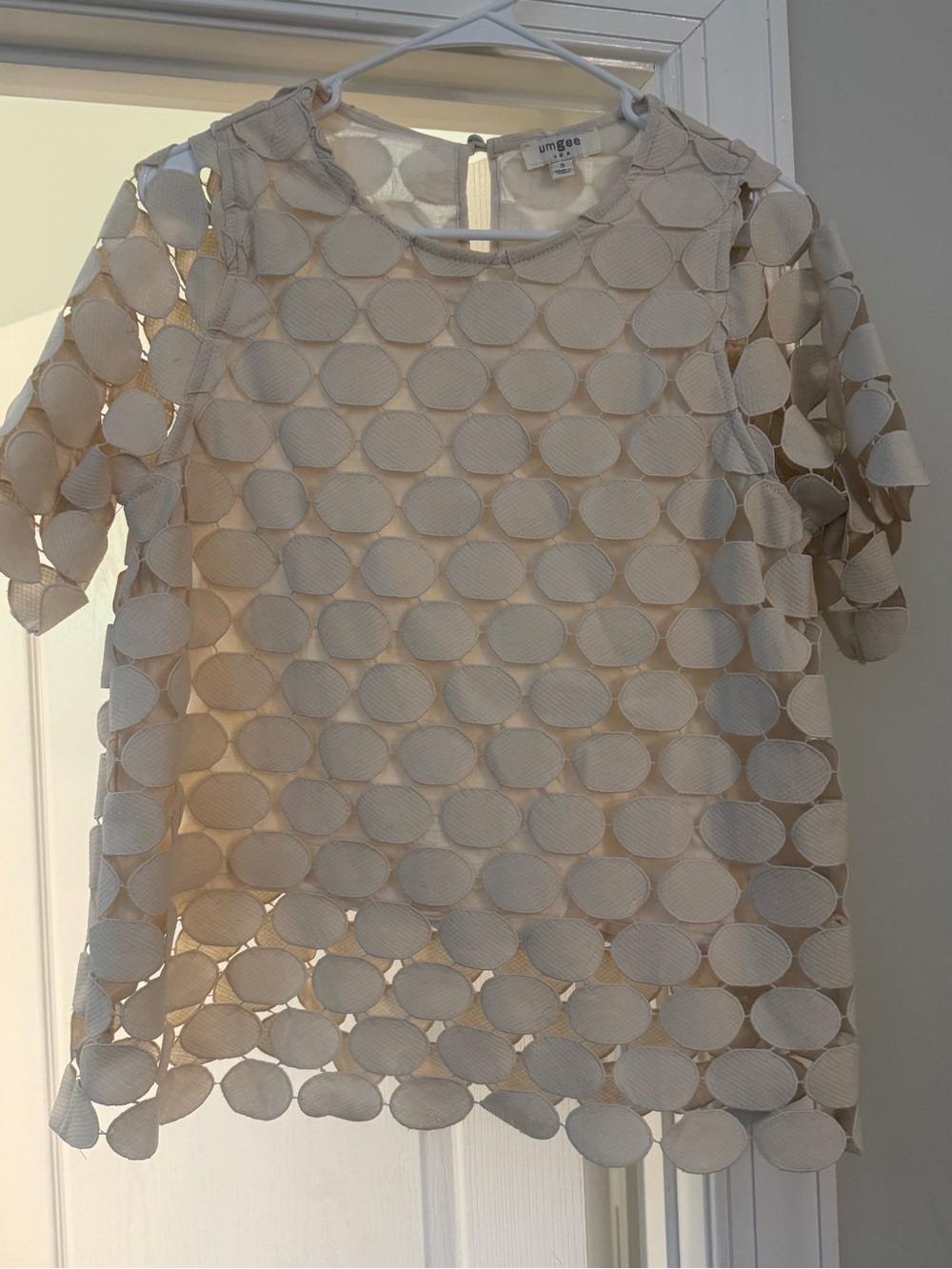 Umgee Cream Circle Appliqué Short Sleeve Top